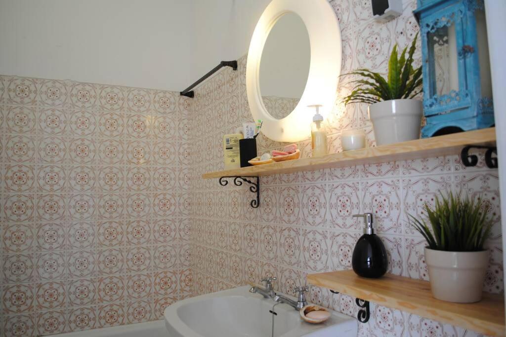 Marine Freestyler Glorious Terrace Apartment FAO Exterior photo